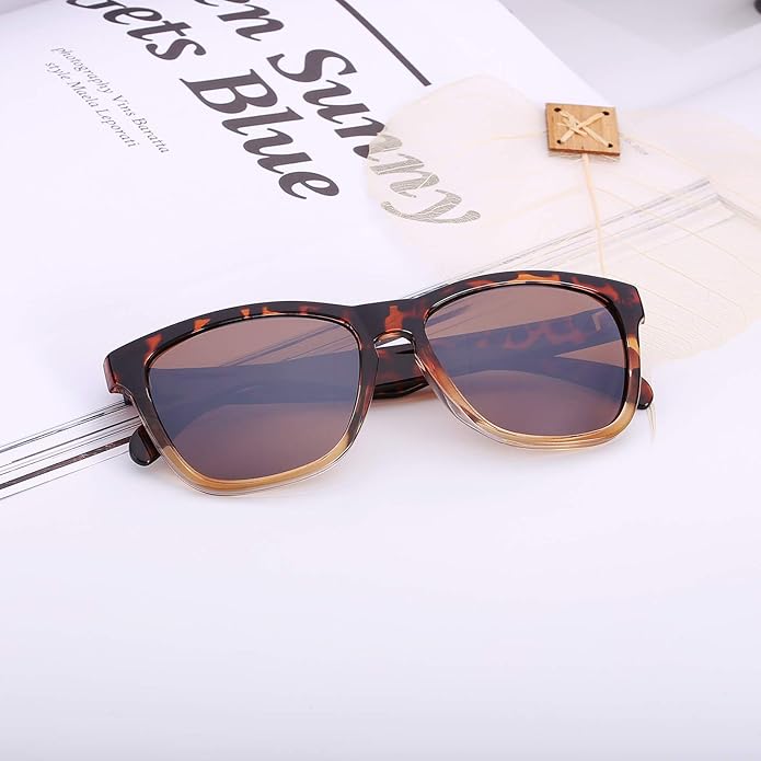 COLOSSEIN Sunglasses Womens,Classic Square Frame UV400 Mirrored Lens,Sunglasses Fit For Beach,Vacation,Driving