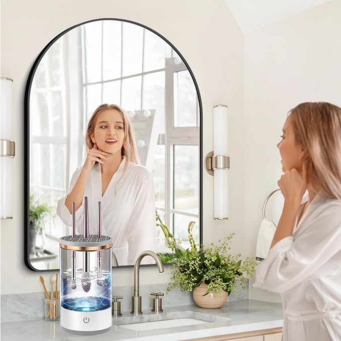 Makeup Brush Cleaner Machine, Upgraded Portable Electric Makeup Brush Cleaner Machine, Automatic Cosmetic Brush Cleaner for Quick & Efficient Cleaning, Suitable for All Brush Sizes(White)