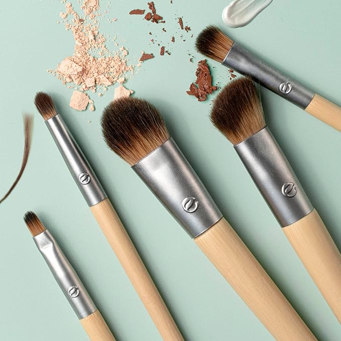 EcoTools Daily Defined Eye Makeup Brush Kit, Travel Friendly, Versatile Eye Makeup Looks, Convenient Makeup Tools On-The-Go, For Eyeshadow & Eye Liner, Eco-Friendly Makeup Brushes, 5 Piece Set