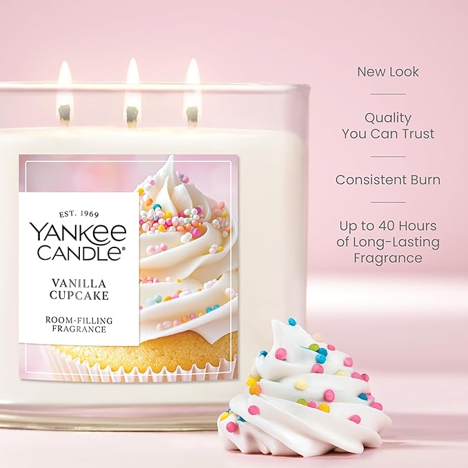Yankee Candle 3 Wick Candle Jar, Scented Candle with up to 40 Hours of Burn Time, Soy Wax Blend for Consistent Long Lasting Scent from First to Last Burn, Vanilla Cupcake