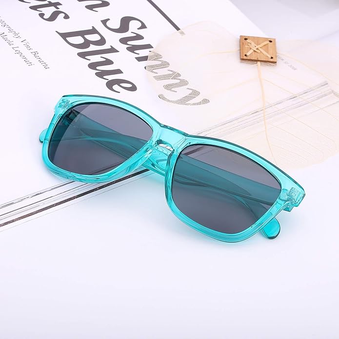COLOSSEIN Sunglasses Womens,Classic Square Frame UV400 Mirrored Lens,Sunglasses Fit For Beach,Vacation,Driving