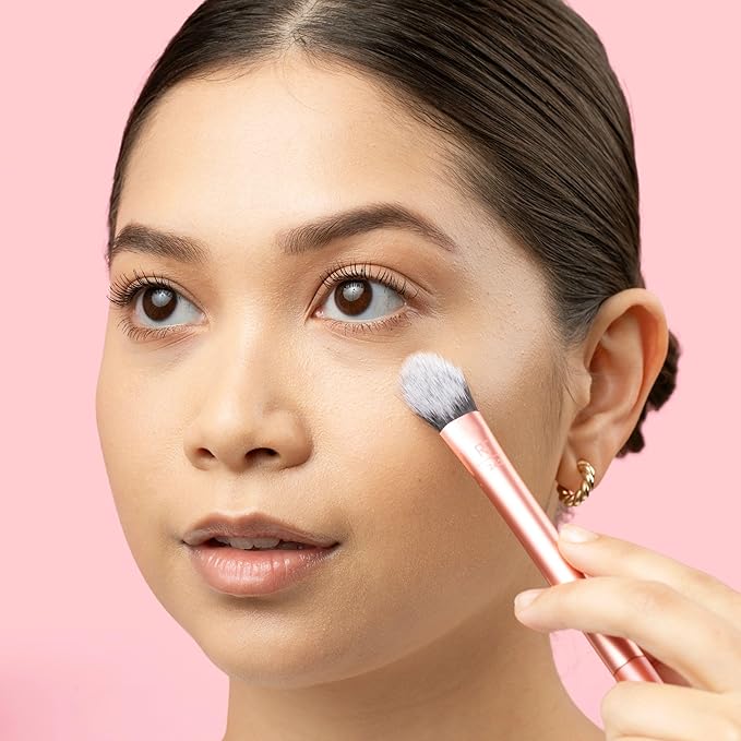 Real Techniques Precision Perfection Duo, Viral Kitten Paw Concealer Brush & Dual-Sided Powder Puff For Powder & Foundation, Travel Friendly Makeup Brush Set, Cruelty-Free, 2 Piece Set