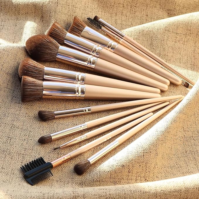 BEAKEY Vegan Makeup Brush Set: Soft Synthetic Brushes for Foundation & Eyeshadow, High-Density, Precise, Easy to Clean, Durable Handles
