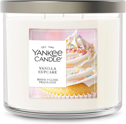 Yankee Candle 3 Wick Candle Jar, Scented Candle with up to 40 Hours of Burn Time, Soy Wax Blend for Consistent Long Lasting Scent from First to Last Burn, Vanilla Cupcake