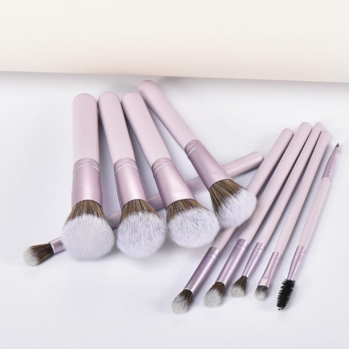 29Pcs Makeup Tool Set Includes: Wooden Handle 10Pcs Kabuki Makeup Brush set 18Pcs Makeup Sponges Suitable for makeup artists and perfect gifts (Purple 29pcs)