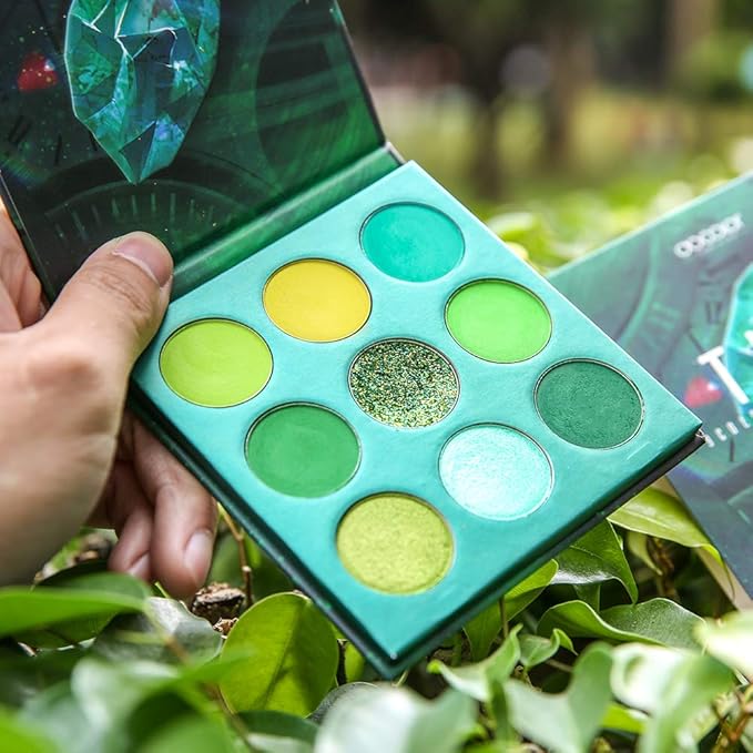 Docolor 10Pcs Eye Makeup Brushes Skull Printed Eyeshadow Makeup Brush Set and Green Eyeshadow Palette 9 Colors Gemstone Shadow Palette Highly Pigmented Mattes Shimmers Long-Lasting Makeup Palette