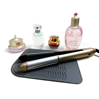 Heat Resistant Mat for Curling Irons, Hair Straightener, Flat Irons and Hair Styling Tools 9" x 6.5", Black