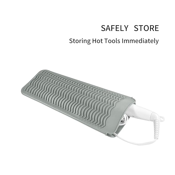 Heat Resistant Travel Mat Pouch for Hair Straighteners, Crimping Irons, Curling Wands, Flat Irons and Hair Styling Tools (1 Pack, Gray)