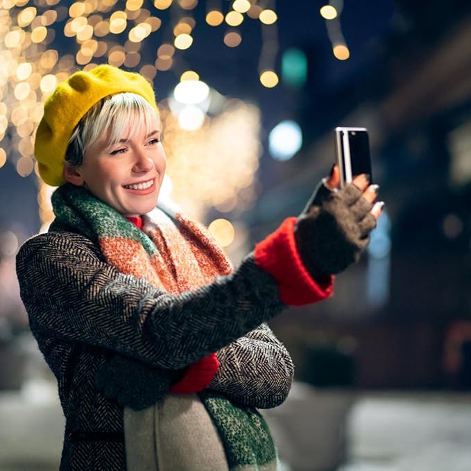 Selfie Light with LCD Display for Phone, 60 LED Phone Light with Rechargeable Clip and Adjusted 3 Light Modes, 2000mAh Video Light for Phone iPad, Laptop, Makeup, TikTok, Selfie, Vlog, Black